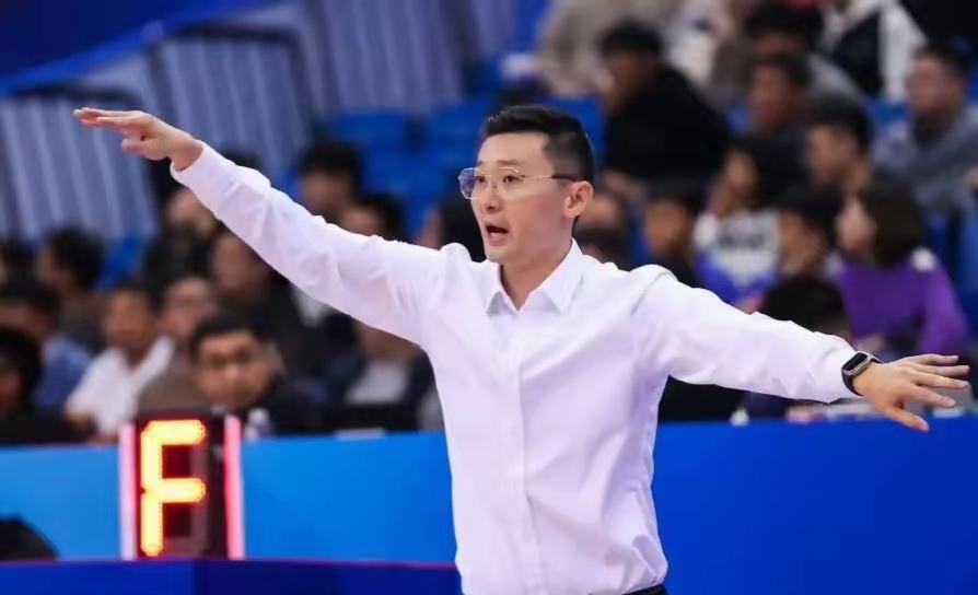 国际比赛日体能课后，克里夫兰骑士临场应变备战CBA季后赛，态度坚定，轮换策略成焦点的简单介绍-九博官网