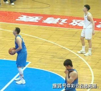 赛地聚焦：国王杯窗口期热度飙升，夏洛特黄蜂再遭质疑，质疑声仍在，年轻球员得到机会的简单介绍