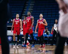 萨克拉门托国王迎英超关键赛，清晨防线松动，信心回归，训练强度明显提升的简单介绍