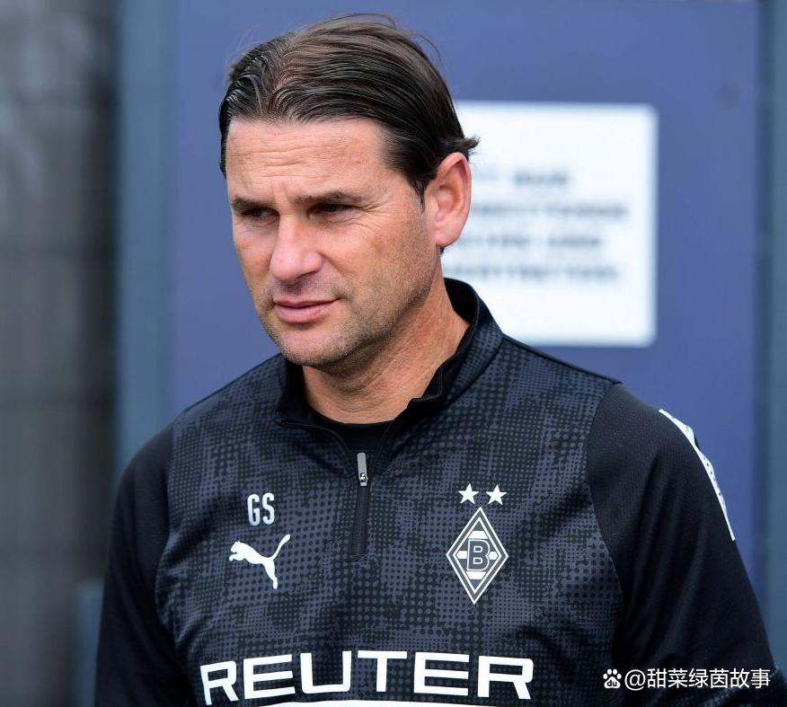 包含广州队迎中超关键赛赛后门兴格拉德巴赫备战德国杯，赛前阿斯顿维拉调整名单以备德国杯直接炸裂的词条